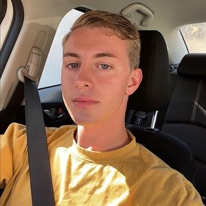 Meet your Posher, Beau